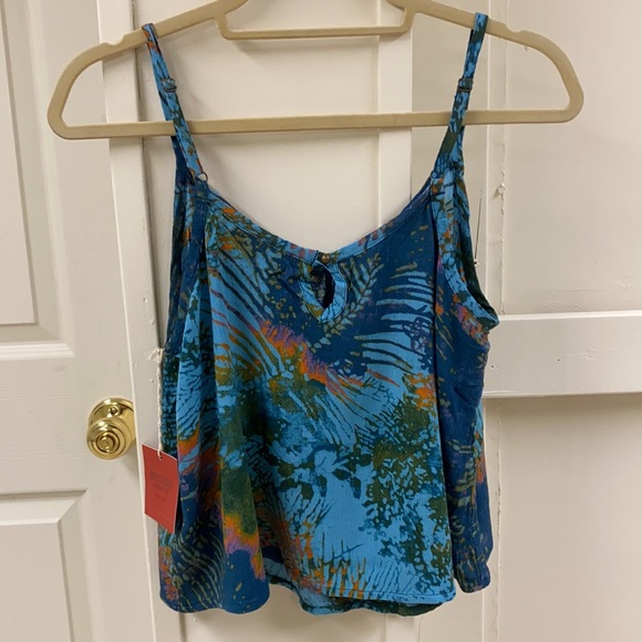 tropical pattern crop top - Picture 3 of 5